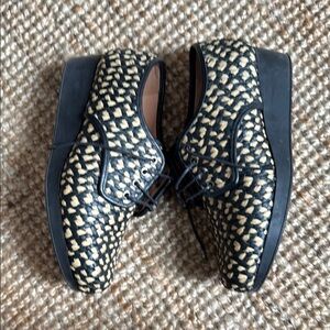 Black and Tan Woven Lace-Up Shoes